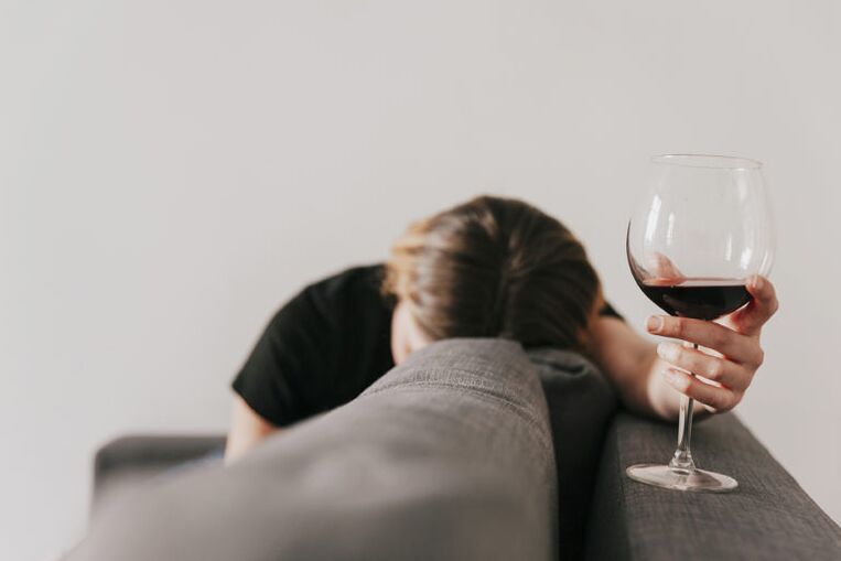 Danno all'alcol per le donne